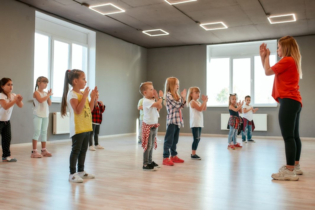 Bio-Movimiento - expresión corporal y teatro para niños